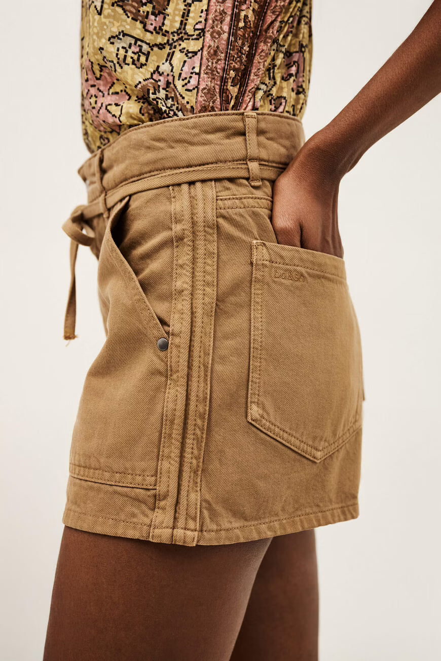 ATIA pantalón corto