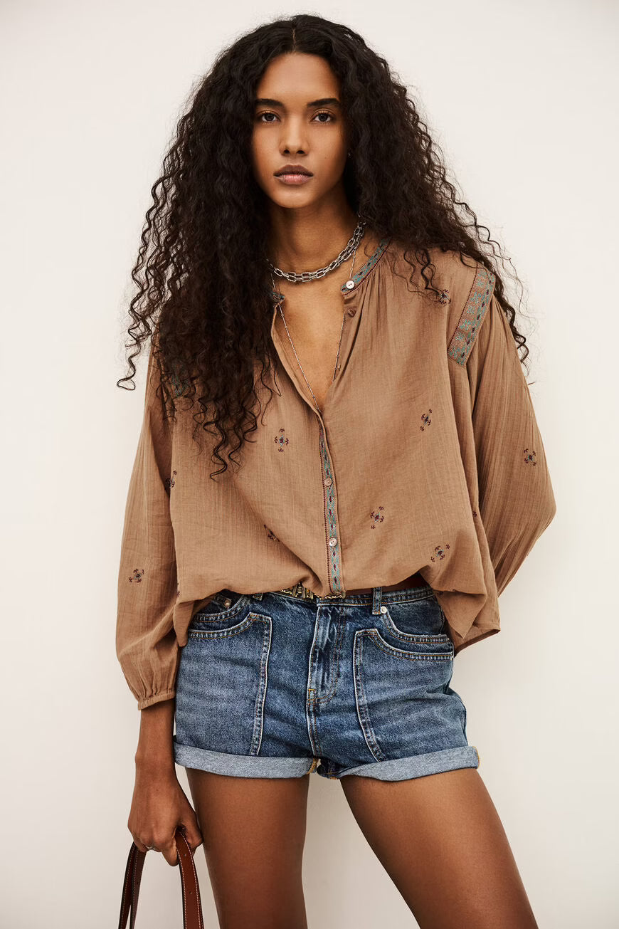 DIANA camisa bordada